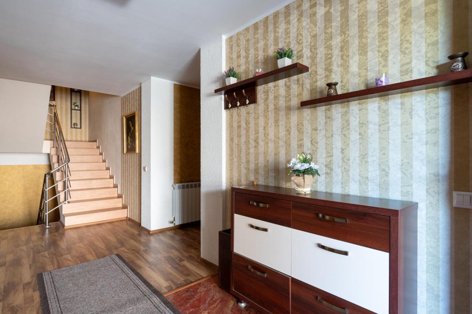 Farawayhomes Aparthotel Near Vienna Airport - Anytime Self Check-In Брукк-ан-дер-Лайта Экстерьер фото