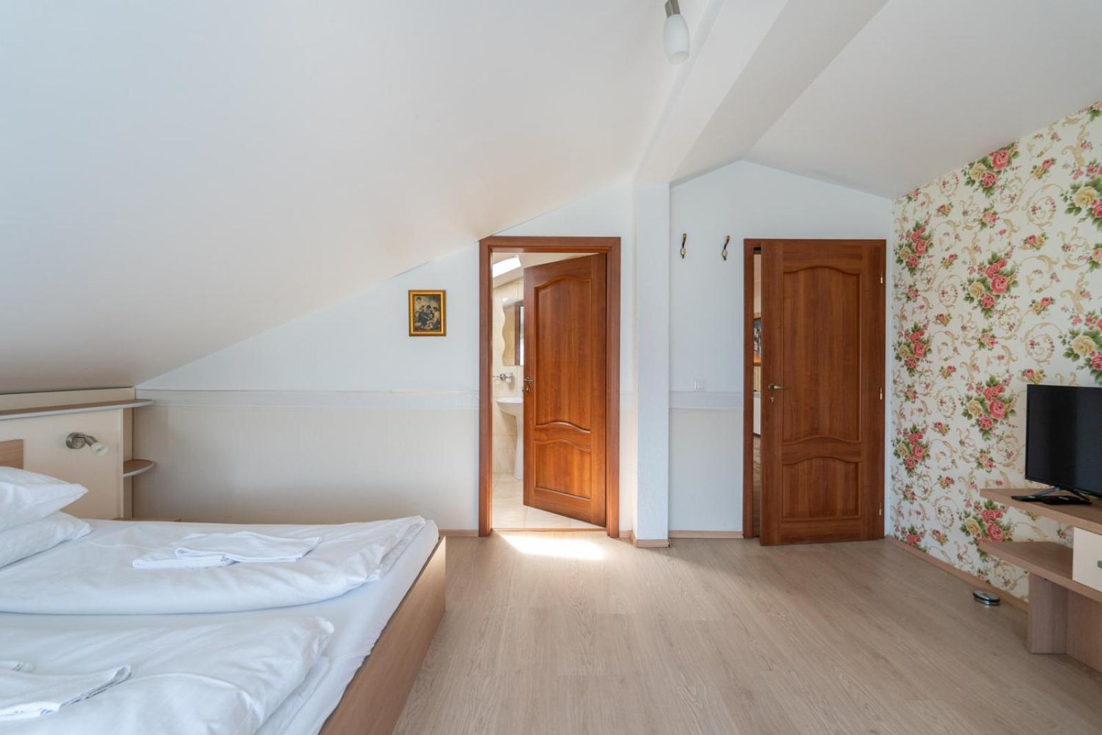 Farawayhomes Aparthotel Near Vienna Airport - Anytime Self Check-In Брукк-ан-дер-Лайта Экстерьер фото