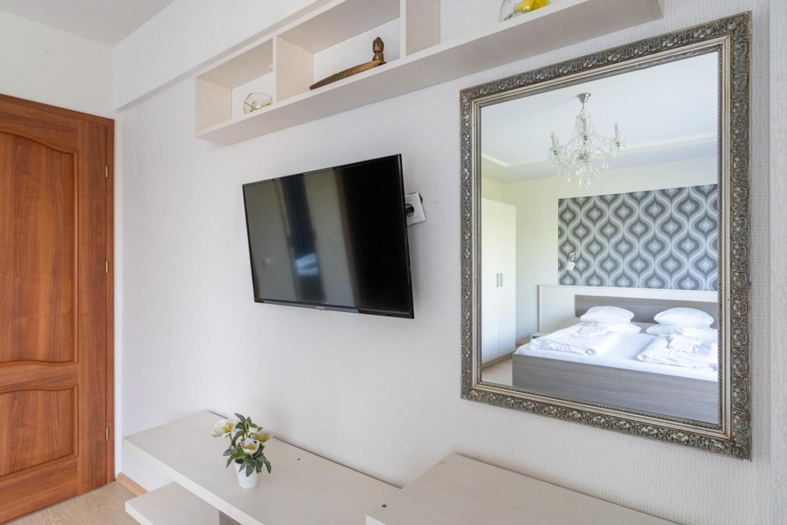 Farawayhomes Aparthotel Near Vienna Airport - Anytime Self Check-In Брукк-ан-дер-Лайта Экстерьер фото